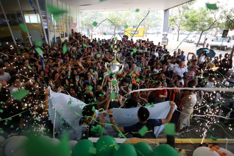Volta Redonda encerra Jevre 2022 premiando participantes e celebrando a vida