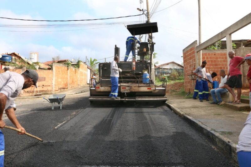 Barra Mansa avança com pavimentação asfáltica em ruas de mais três bairros – Barra Mansa