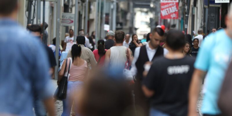 Covid-19: Brasil registra 9 mortes e 2.216 mil casos em 24 horas