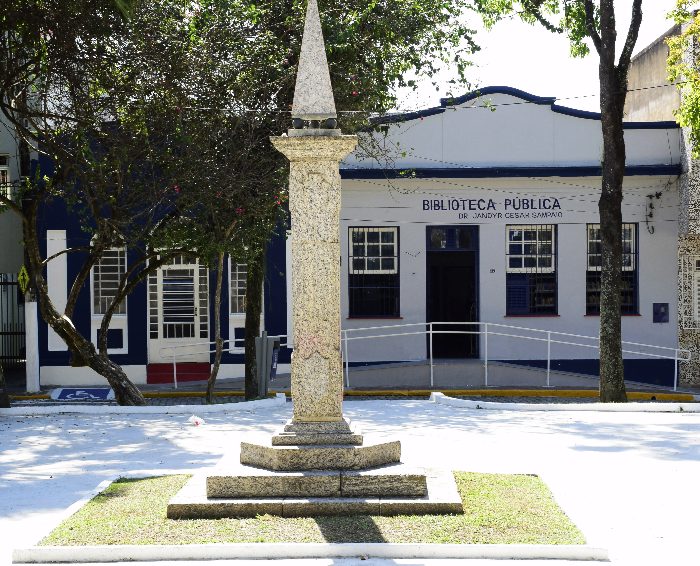 PREFEITURA DE RESENDE HOMENAGEIA CLAUDIONOR ROSA COM ESTÁTUA NESTA SEXTA
