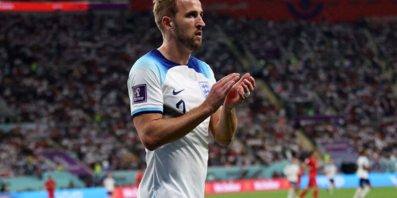 Copa: Inglaterra e Holanda buscam classificação antecipada nesta sexta