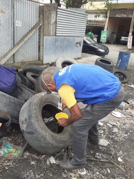 Bairro Dom Bosco recebe ação de combate à dengue em Volta Redonda