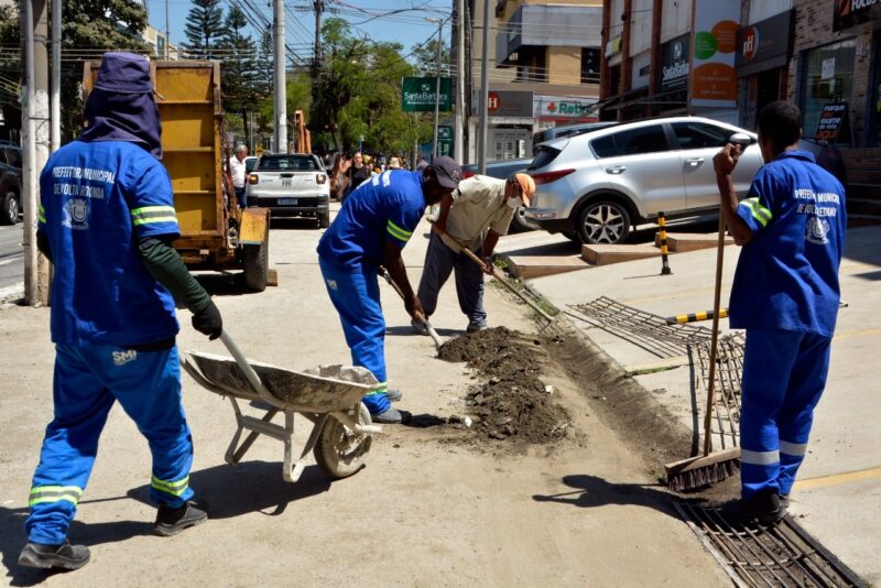 Prefeitura de Volta Redonda conclui pavimentação nas calçadas da Rua 33