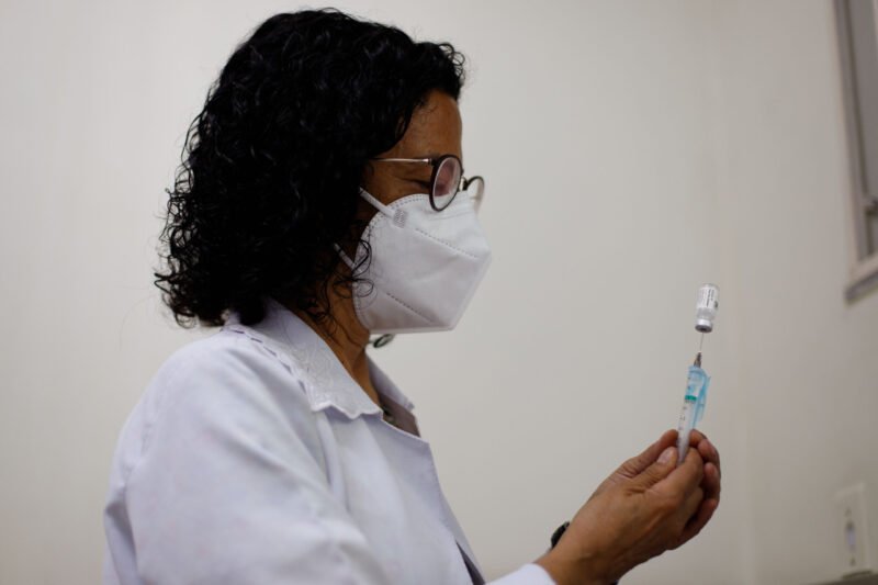 Volta Redonda retoma vacinação contra Covid-19 neste fim de semana