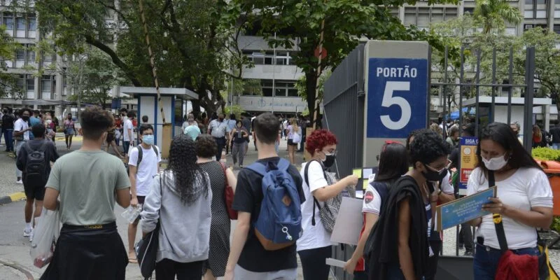 A poucos dias do Enem, a dica é desacelerar