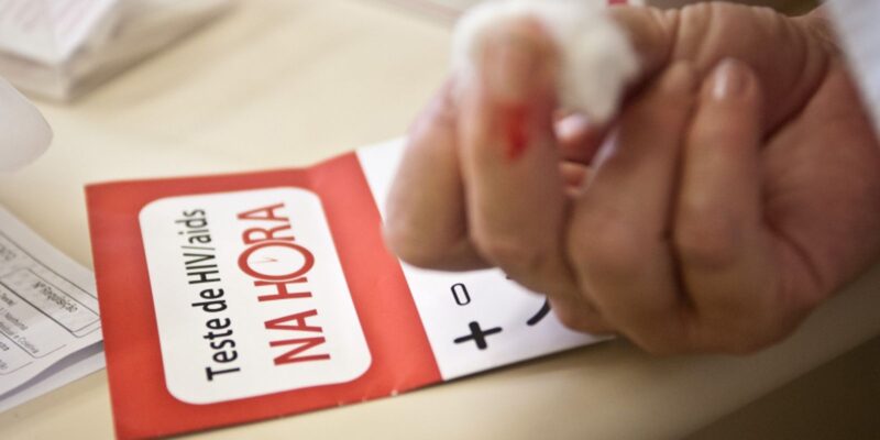 Estudo mostra viabilidade de medicamento no combate ao HIV