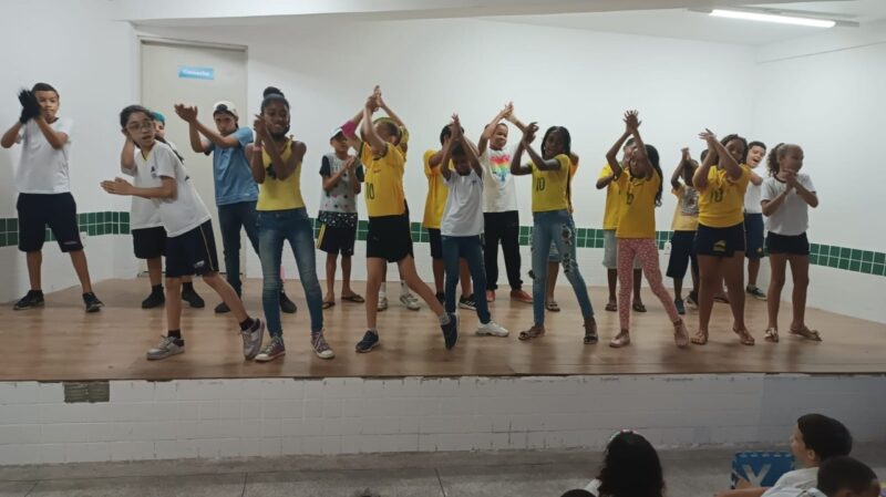 Volta Redonda: Escola Municipal João Hassis desenvolve atividade voltada para a Copa do Mundo
