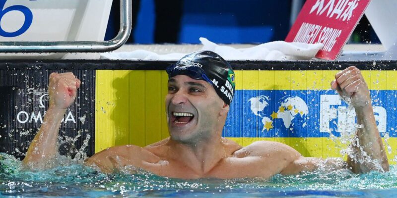 Aos 42 anos, Nicholas Santos é tetracampeão mundial nos 50m borboleta