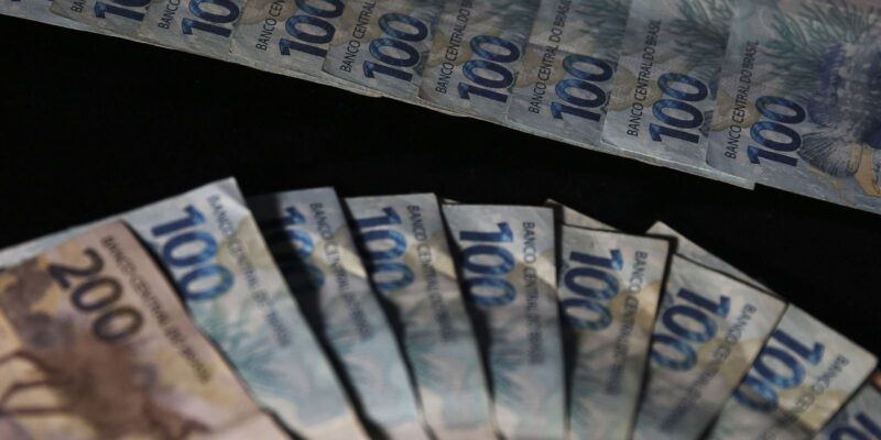 Arrecadação federal atinge R$ 172,03 bilhões em novembro