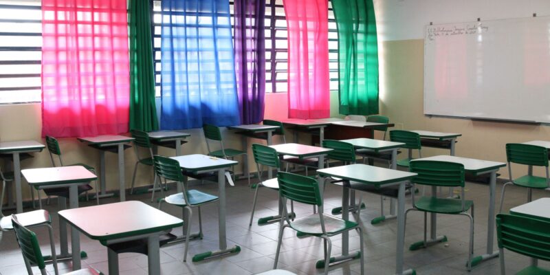 Novo governo terá como desafio recompor orçamento da educação