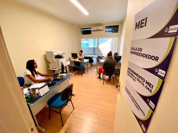 PROJETO "SER MEI É LEGAL" EMITE CNPJ PARA BARBEIROS DA REGIÃO DA GRANDE ALEGRIA