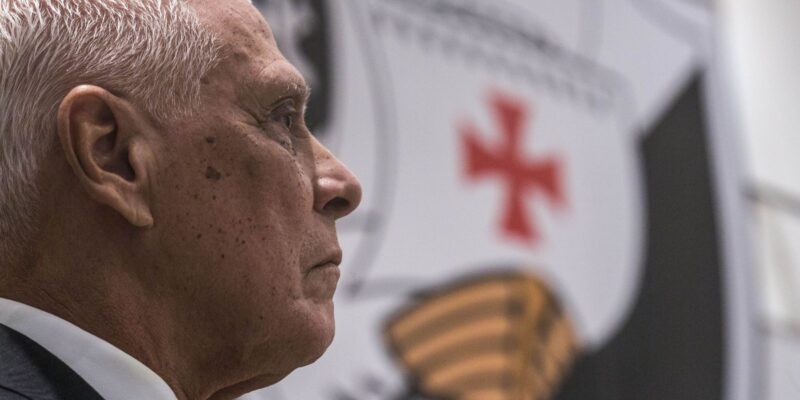 Roberto Dinamite será velado a partir de segunda em São Januário