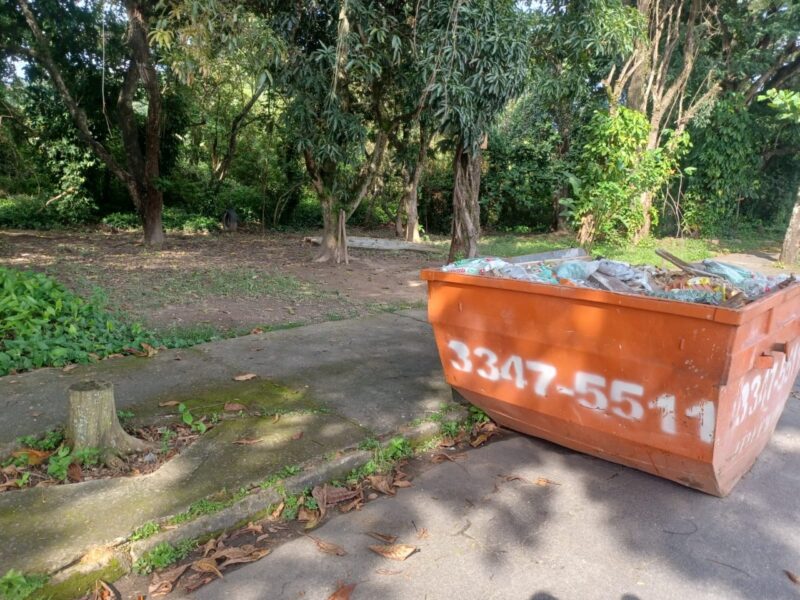 Guarda Municipal de Volta Redonda flagra descarte irregular de entulho no Barreira Cravo