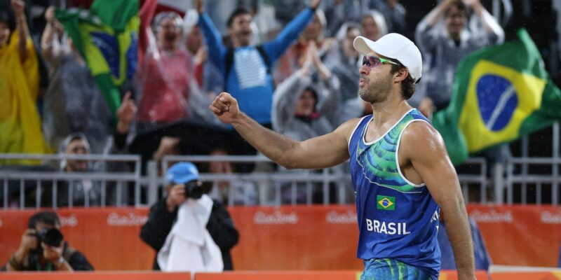 Vôlei de Praia: campeão olímpico Bruno Schmidt anuncia aposentadoria