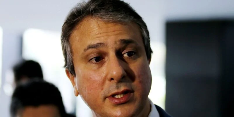 Governo quer retomar obras paralisadas na Educação, diz ministro