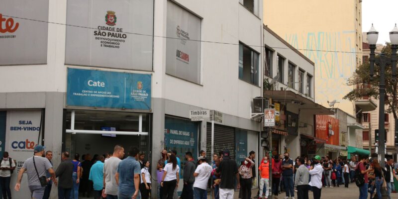 Indicador de tendência do emprego da FGV sobe 1,6 ponto em dezembro