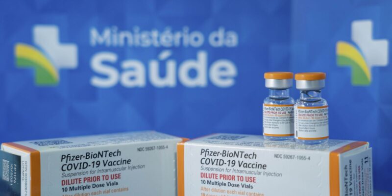Ministério recebe 7,7 milhões de doses de Pfizer entre hoje e amanhã 