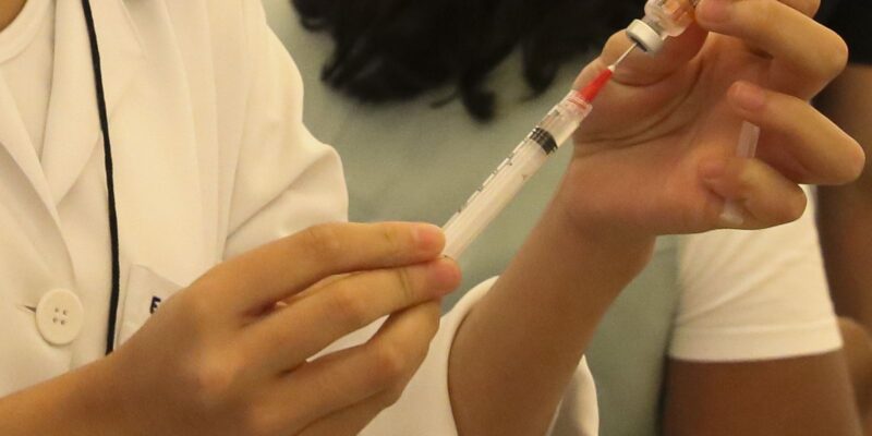Covid-19: Brasil registra 26,4 mil casos e 210 mortes em 24 horas