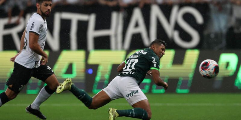Palmeiras e Corinthians ficam no empate no Derby em Itaquera