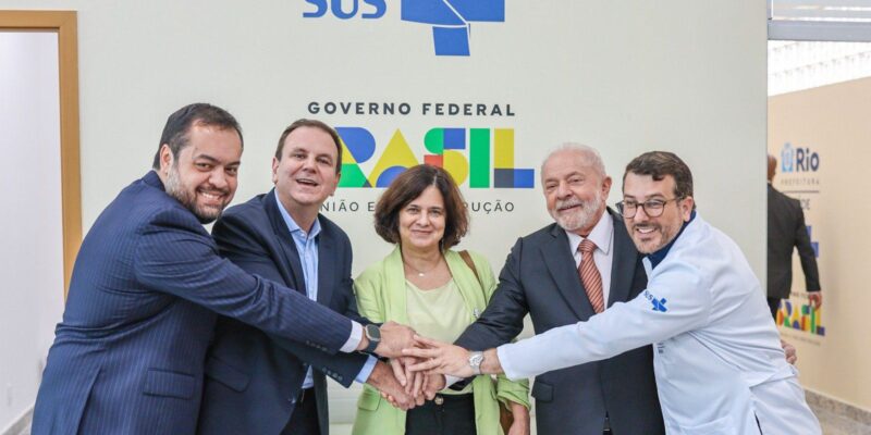 "Vacina é direito da criança", diz Nísia sobre regra do Bolsa Família