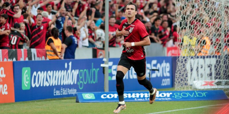 Pablo marca e Athletico-PR vence Cascavel na Arena da Baixada