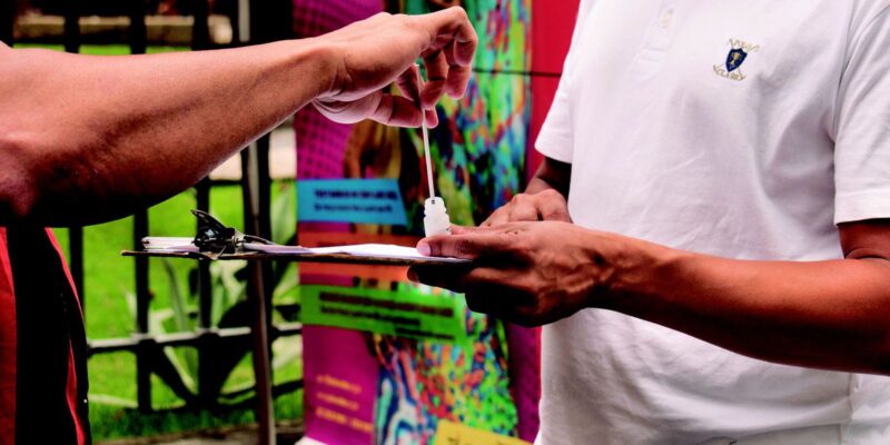 Grupo Pela Vidda promove testagem de HIV em vários locais do Rio
