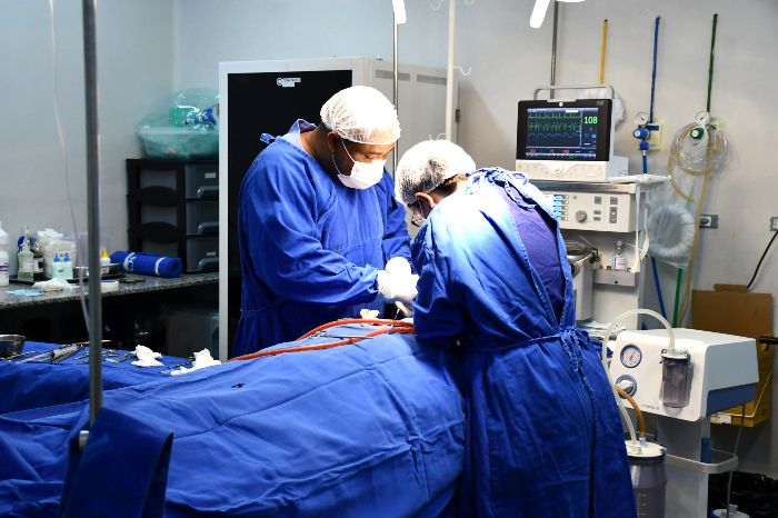 PIONEIRA NO ESTADO, SUS DE RESENDE REALIZA 1ª CIRURGIA DE ENDOMETRIOSE POR VÍDEO