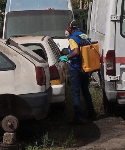 Prefeitura de Volta Redonda atua com ações de bloqueio ao Aedes aegypti na garagem municipal