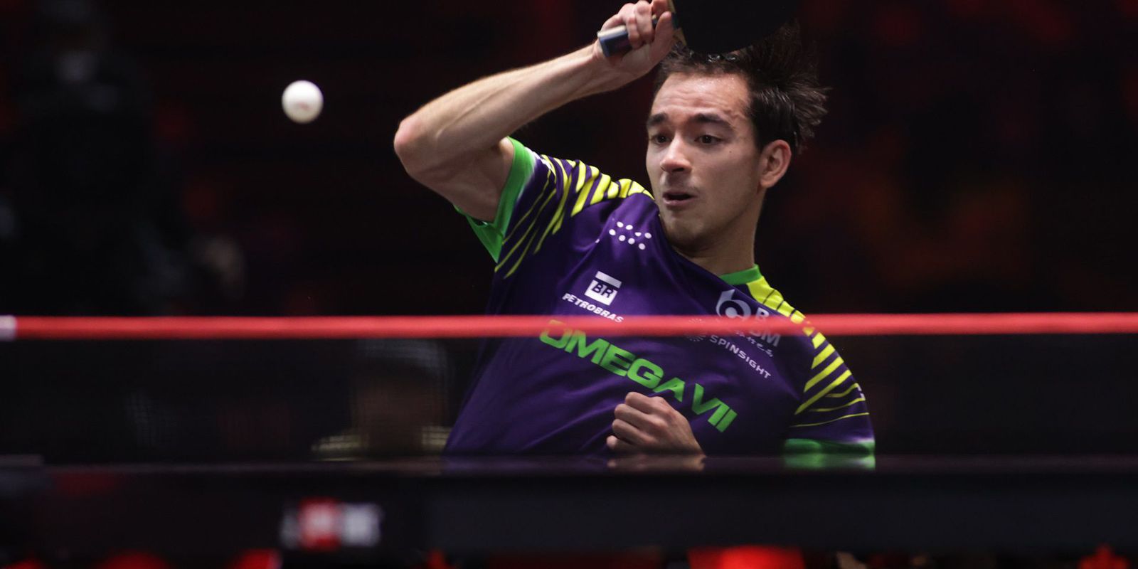 Calderano vence 3ª seguida e vai às quartas de Grand Smash Singapura