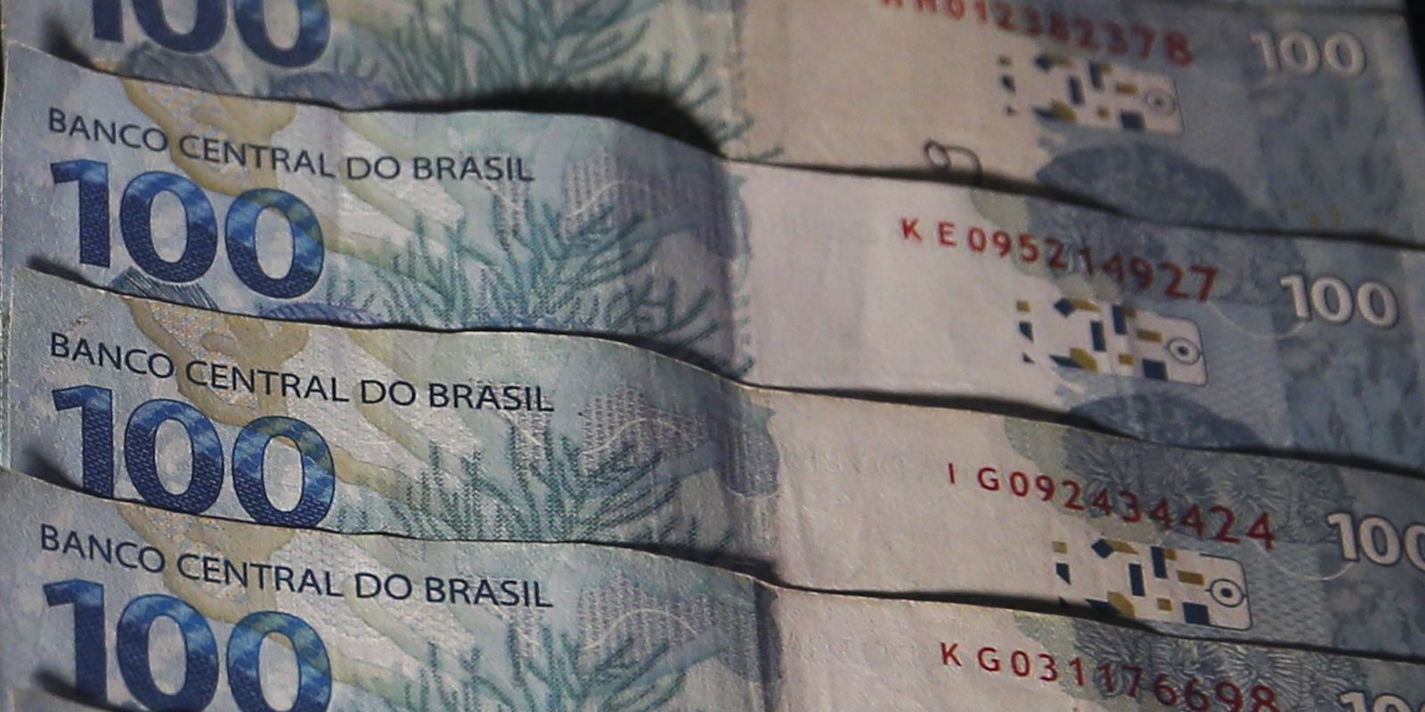 Pesquisa da CNC revela que 30% das mulheres estão inadimplentes