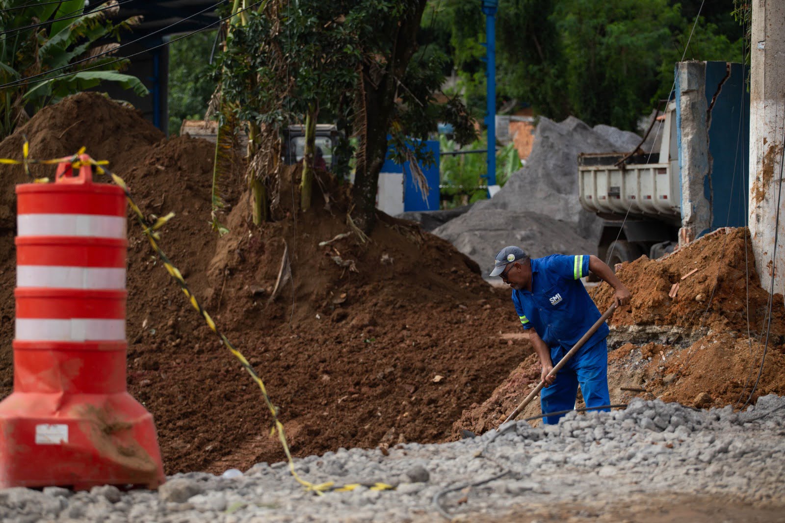Obra da Prefeitura de Volta Redonda para evitar alagamentos avança em Três Poços