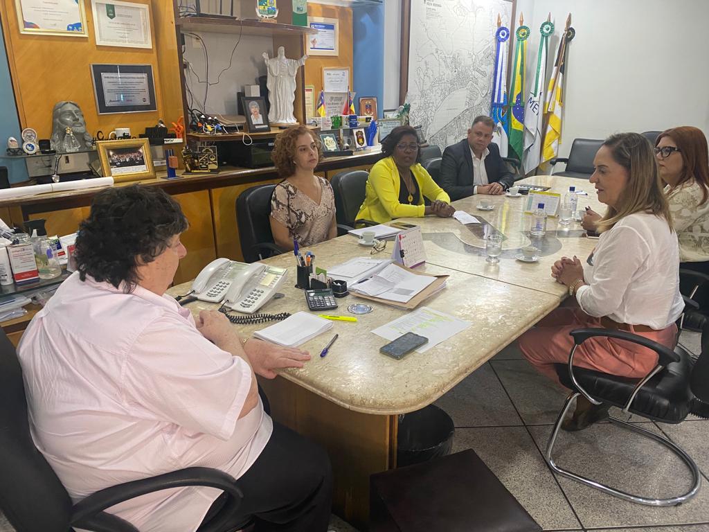 Volta Redonda recebe subsecretária de Estado de Prevenção à Dependência Química