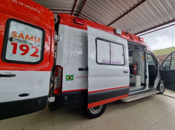 ENGENHEIRO PASSOS RECEBE NOVA AMBULÂNCIA PARA A BASE DO SAMU