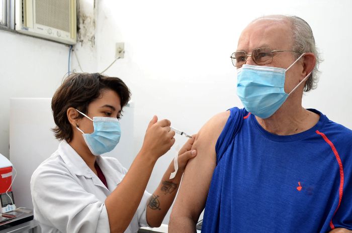 DIA D DE VACINAÇÃO CONTRA INFLUENZA E REFORÇO PFIZER BIVALENTE CONTRA COVID-19 É REALIZADO NO PRÓXIMO SÁBADO, DIA 6