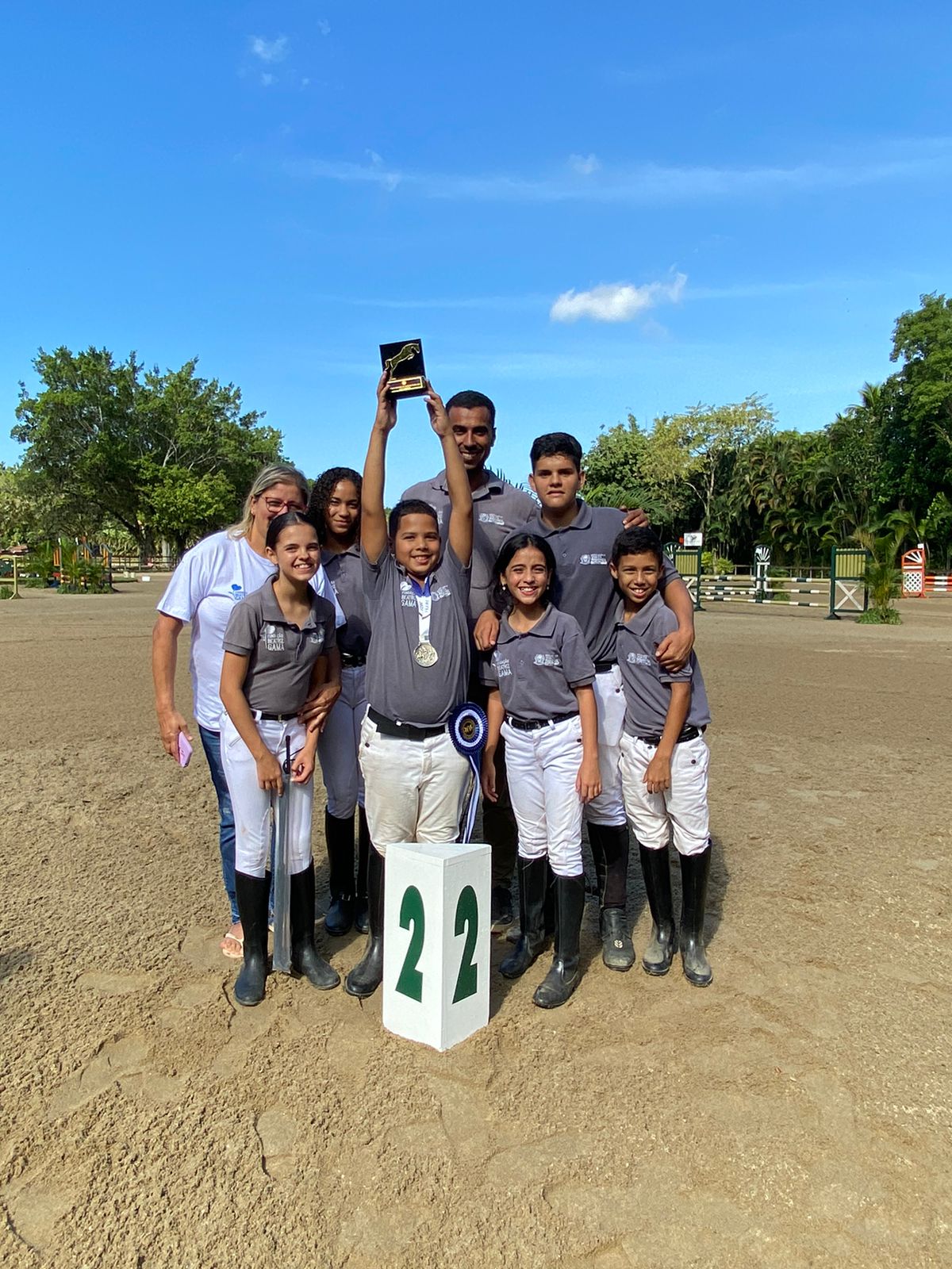 Alunos da Escola de Hipismo de Volta Redonda seguem como líderes em campeonato
