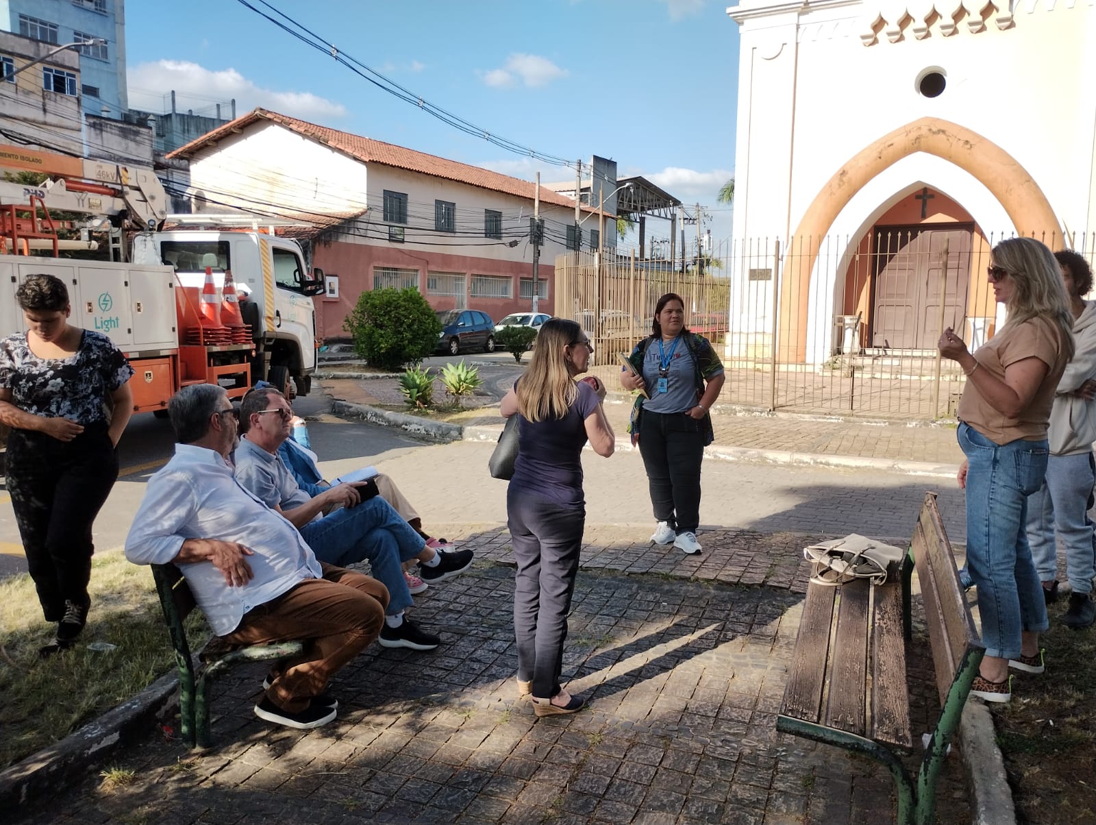 Equipe da Faculdade de Turismo da UFF de Niterói realiza projeto para Volta Redonda