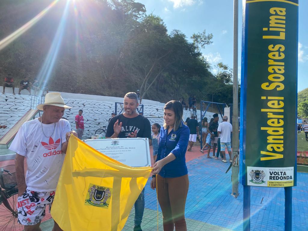 Prefeitura de Volta Redonda entrega revitalização de praça no Vale Verde