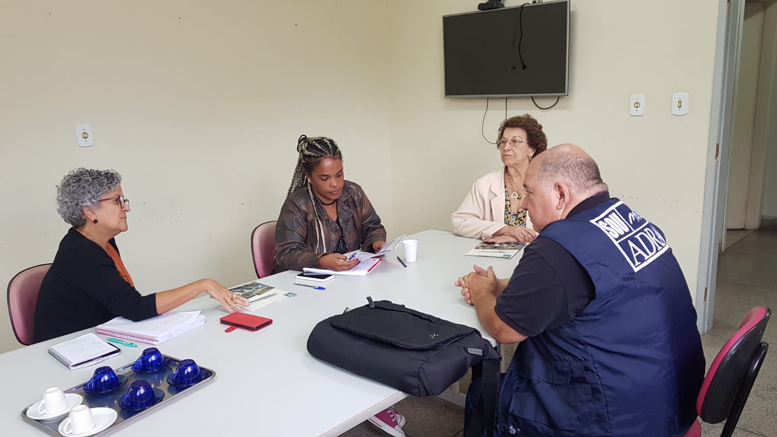 Representante da ADRA Brasil visita a Secretaria de Políticas para Mulheres e Direitos Humanos de Volta Redonda