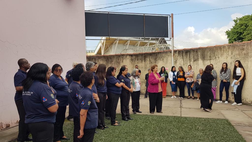 Secretaria da Mulher e Direitos Humanos de Volta Redonda homenageia funcionárias e convidadas pelo Dia das Mães