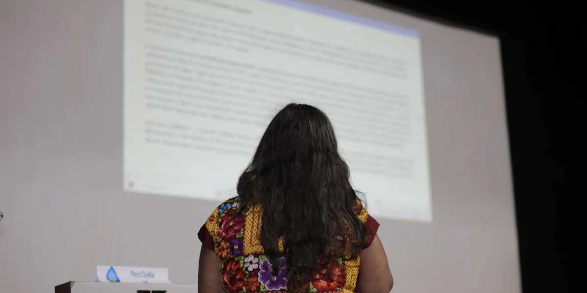 Mulheres com doutorado crescem, mas são sub-representadas na docência