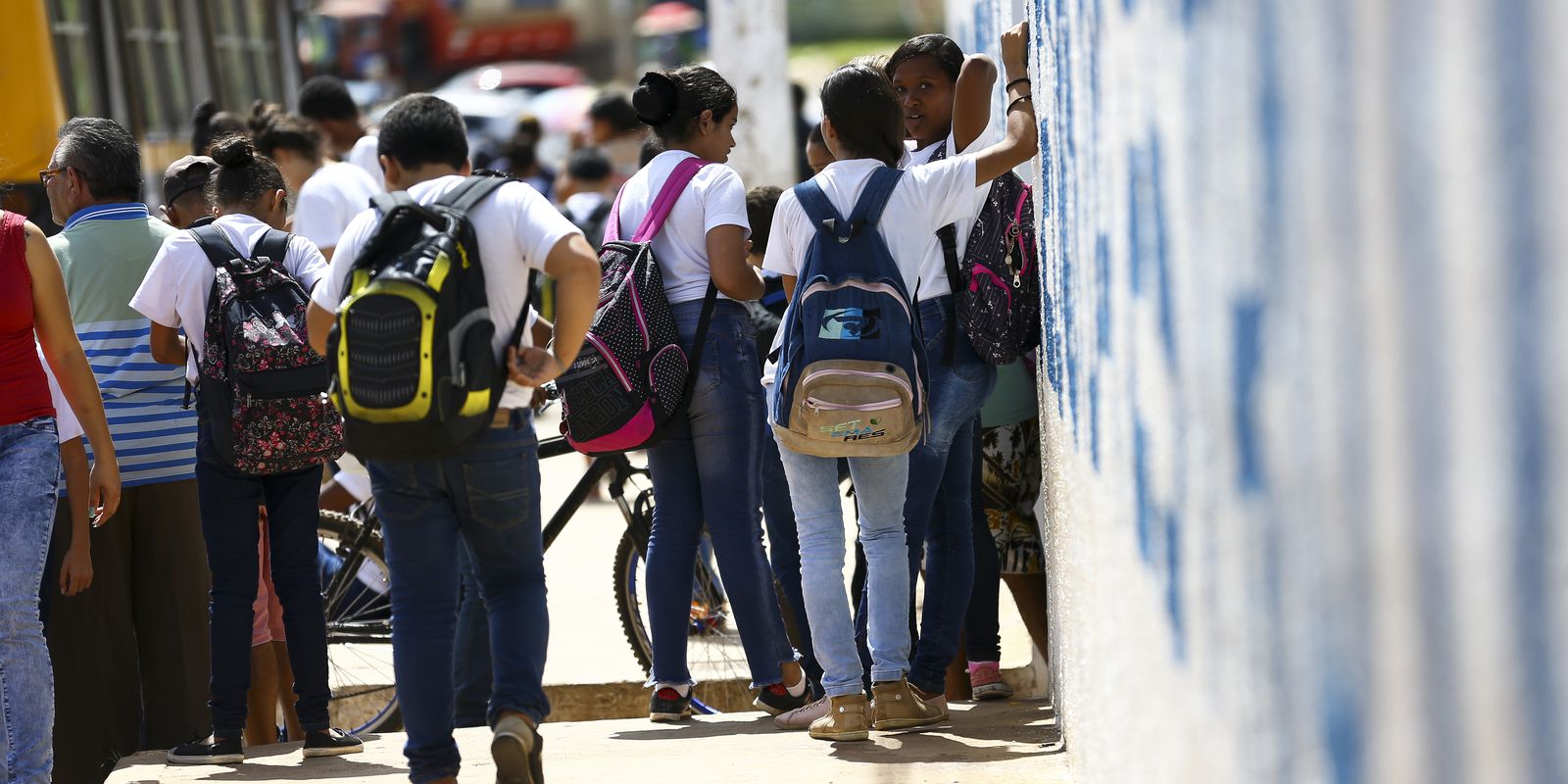 Governo aumenta em mais de 1 milhão vagas em escolas de tempo integral