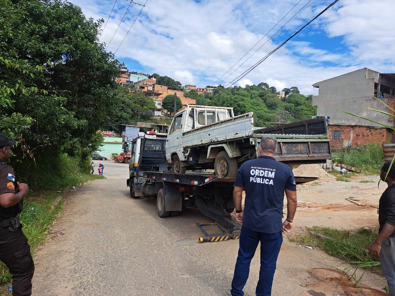 ‘VR em Ordem’ recolhe 59 veículos irregulares ao Depósito Público em abril
