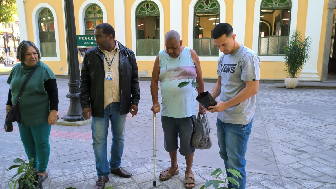 Barra Mansa encerra Semana do Meio Ambiente com doação de mudas – Barra Mansa