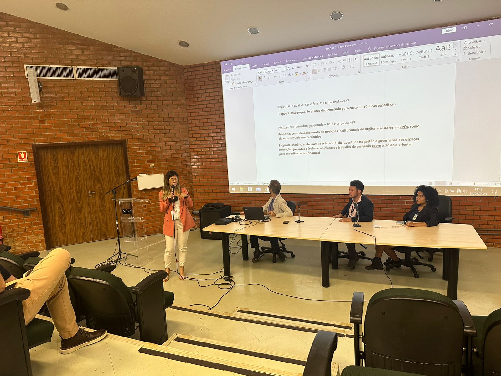 Volta Redonda participa do Seminário Nacional de Gestores Municipais de Juventude em Brasília