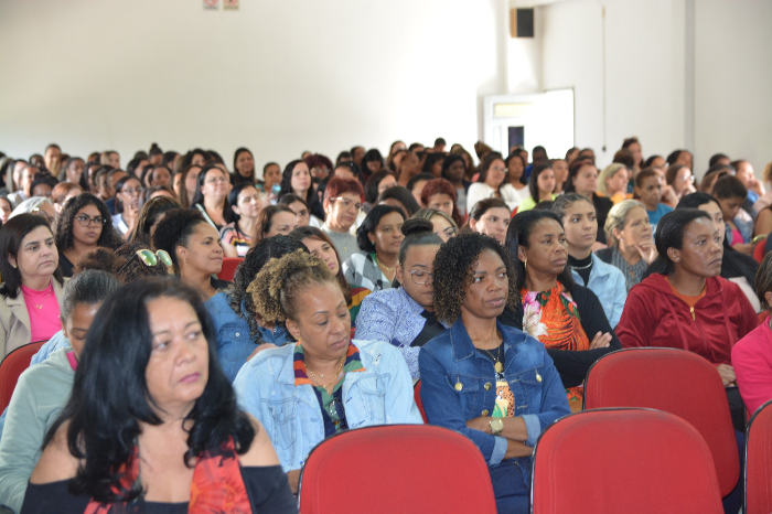 RESENDE REALIZA SEMANA DE CAPACITAÇÃO PARA PROFISSIONAIS DA SECRETARIA MUNICIPAL DE EDUCAÇÃO