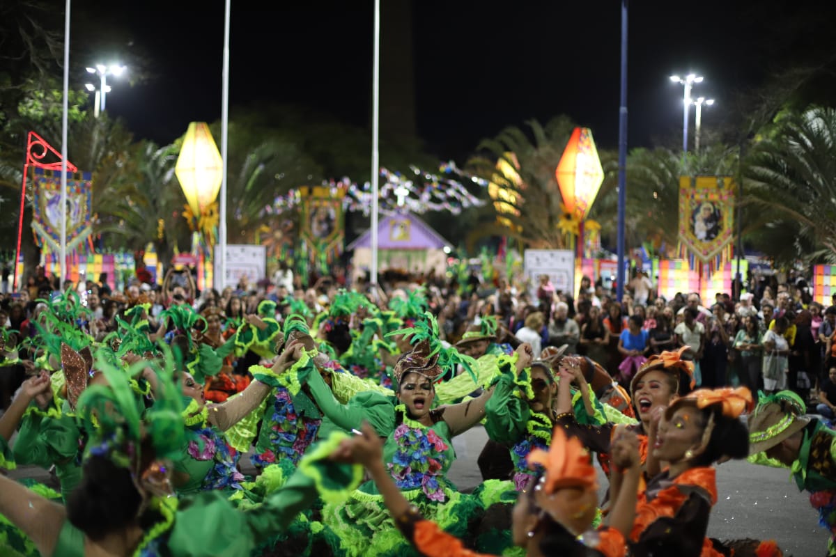 Abertura do ‘Arraiá da Cidadania’ atrai milhares de pessoas para Volta Redonda