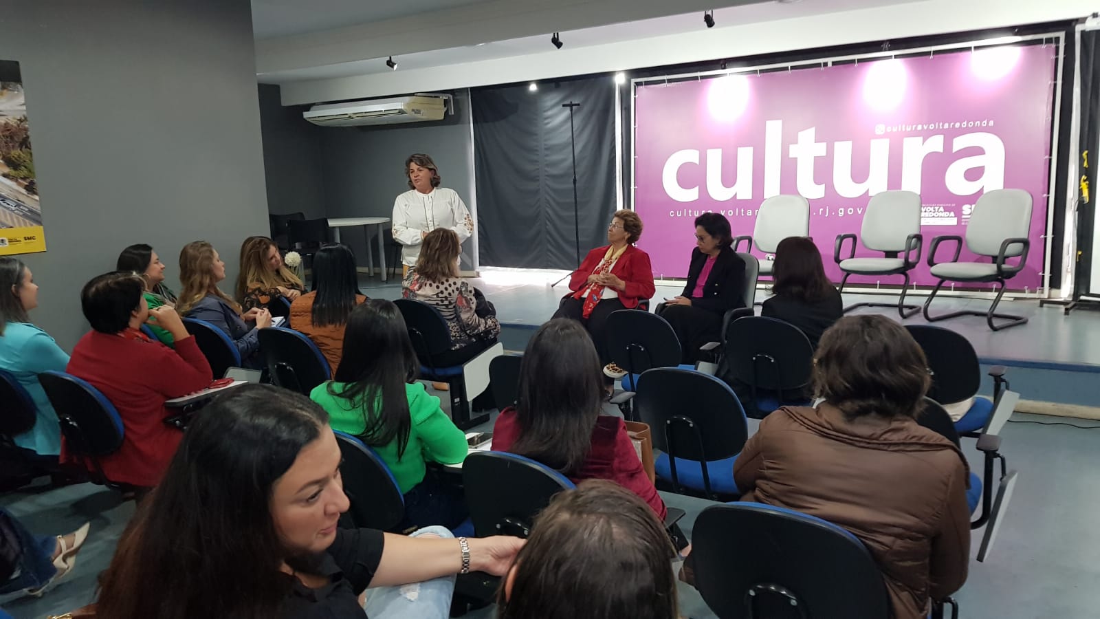 Volta Redonda: rede de atendimento é destacada como referência pela secretária estadual da Mulher
