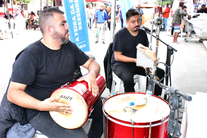 GRANDE RODA DE SAMBA RETORNA NESTE DOMINGO À FEIRA LIVRE DO PARQUE DAS ÁGUAS