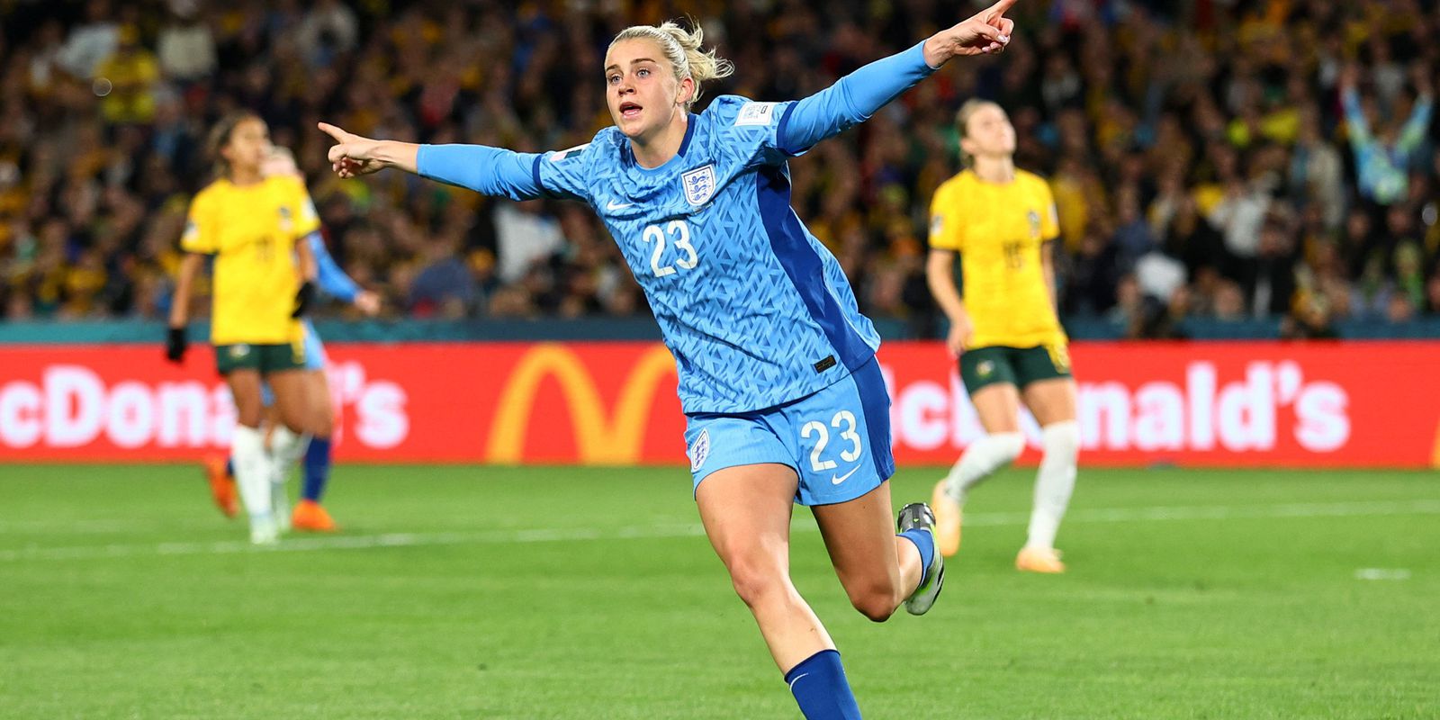 Inglaterra supera Austrália e decide Copa do Mundo contra Espanha