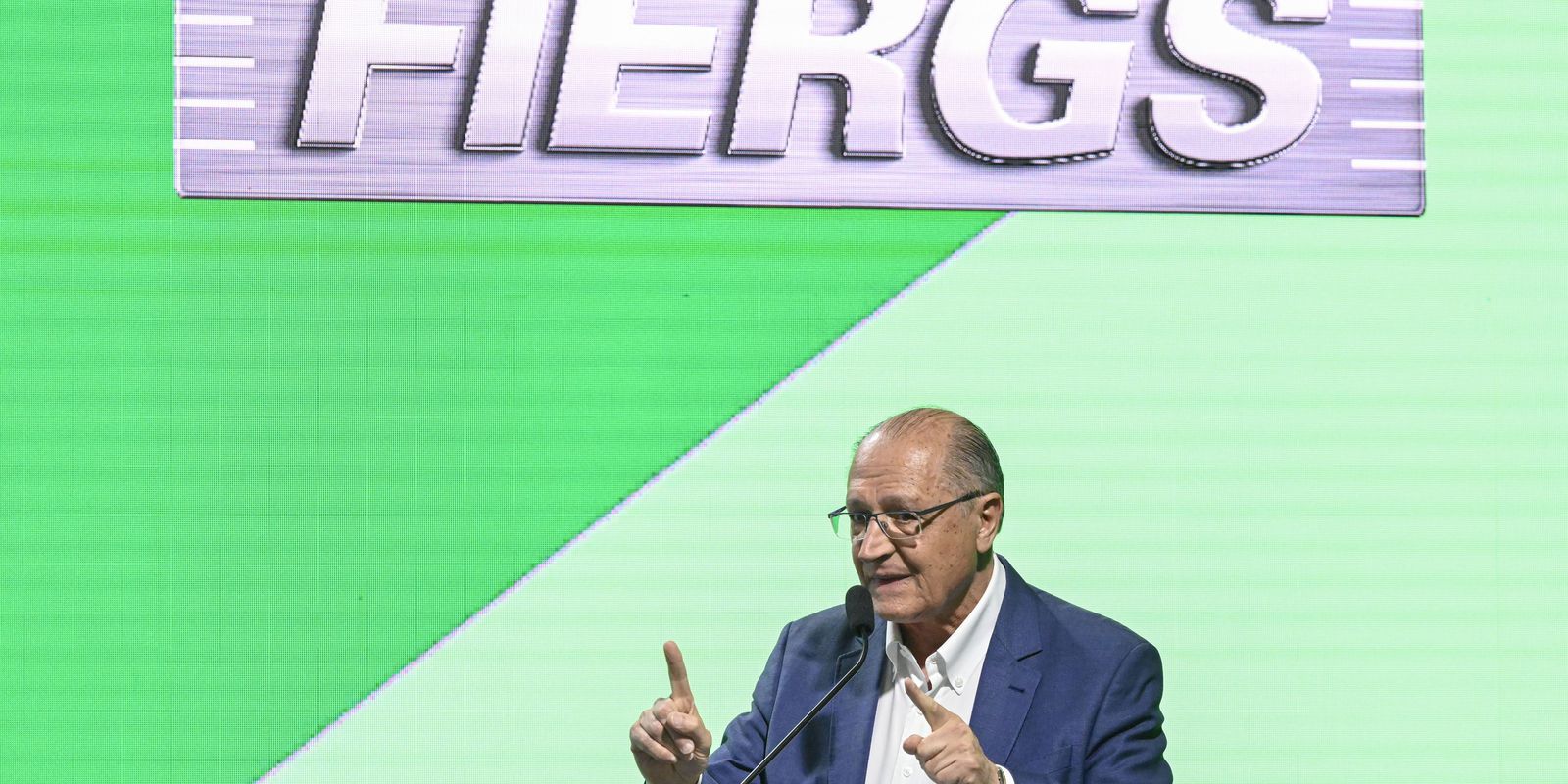 Alckmin: percentual de álcool na gasolina pode aumentar para 30%